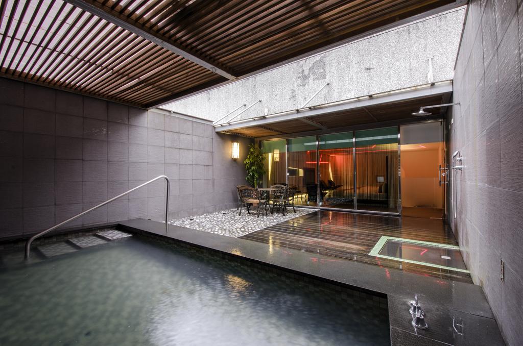 Ya Nold Fashion House Jiaoxi Exterior photo